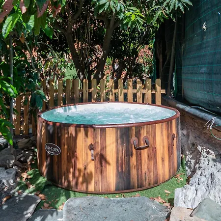 Holiday home Nature In Quiet Montain - Private Jaccuzi And Garden, Wifi - La Lezardiere *